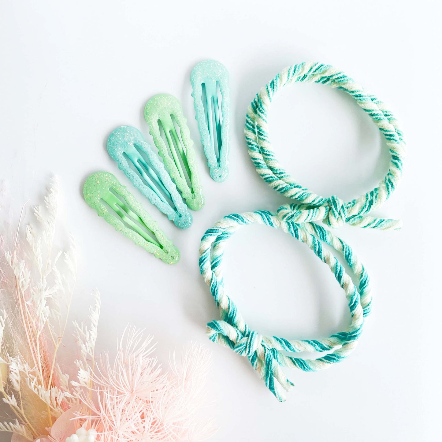 Mint | Lace Clips & Flurry Knotted Ties