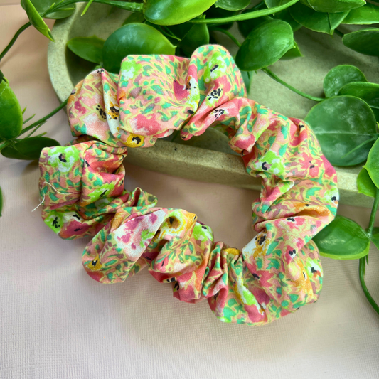 Pink Flower | Floral Scrunchie