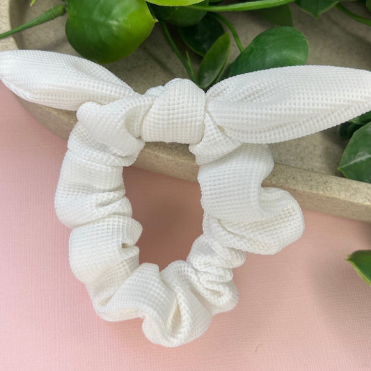 White | Bow Scrunchie