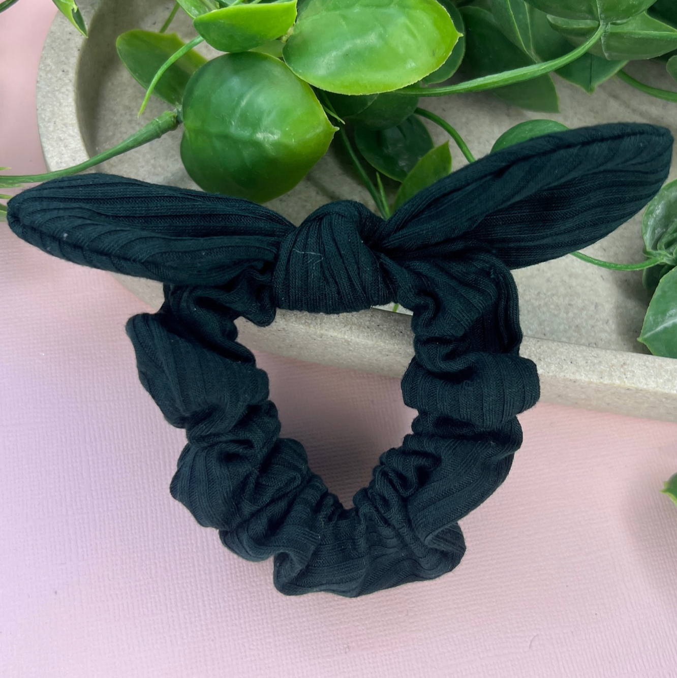 Emerald | Bow Scrunchie